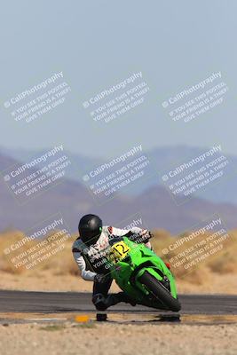 media/Mar-22-2025-CVMA (Sat) [[462c0ffedb]]/Race 13-Amateur Supersport Middleweight/